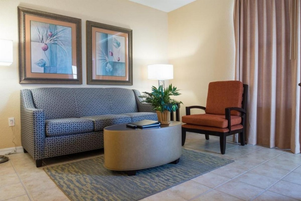 Room image 5